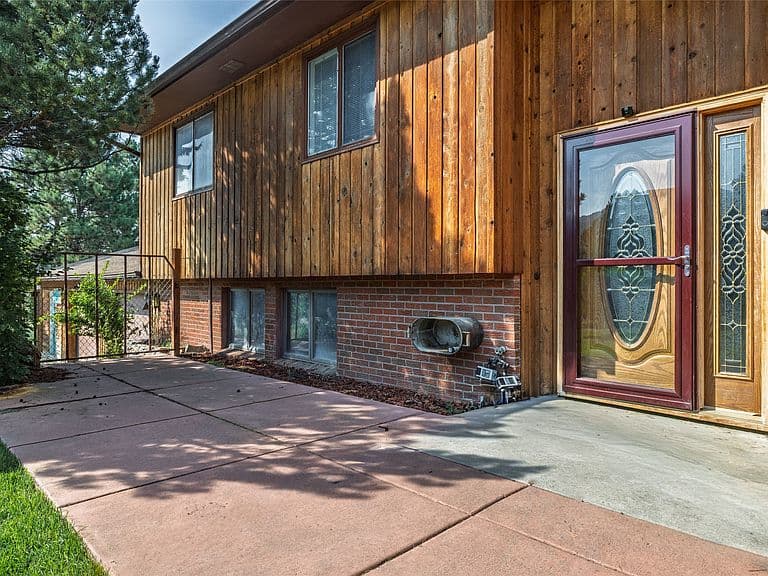 1 Rock Ridge Dr photo 4