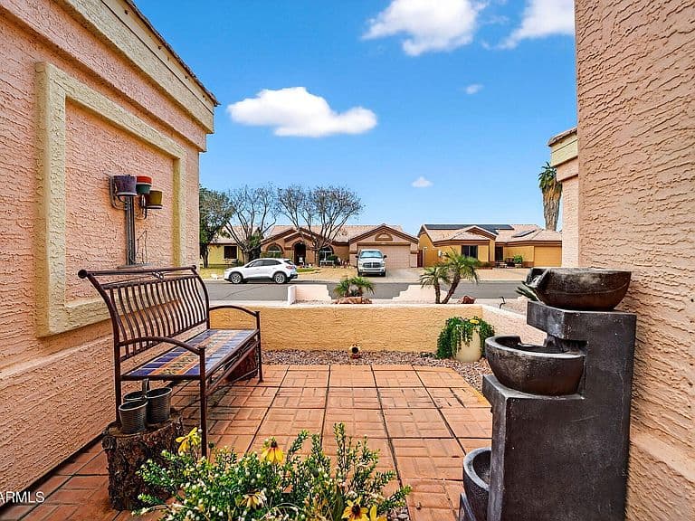 2297 E Cathy Ct photo 2