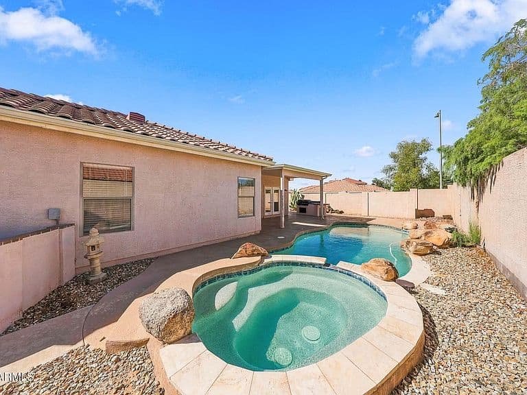 10560 W VIA MONTOYA Drive photo 4