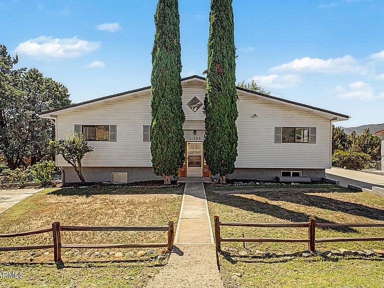 11205 E IRONWOOD Lane photo 1
