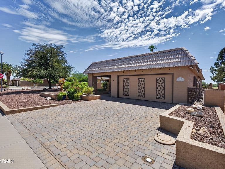 12903 W PAINTBRUSH Drive photo 2