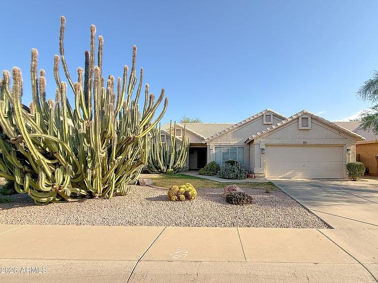 1590 E SAN TAN Street photo 1