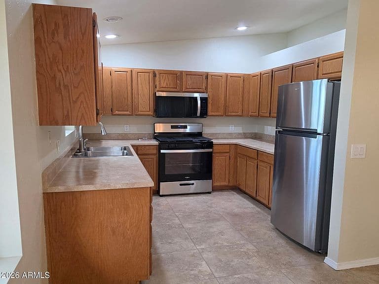 4835 E GERONIMO Road photo 2
