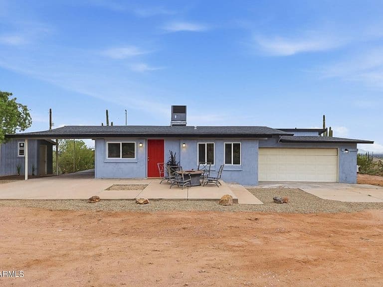 749 E MCDOWELL Boulevard photo 3