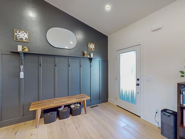 1412 Quartz Dr photo 3