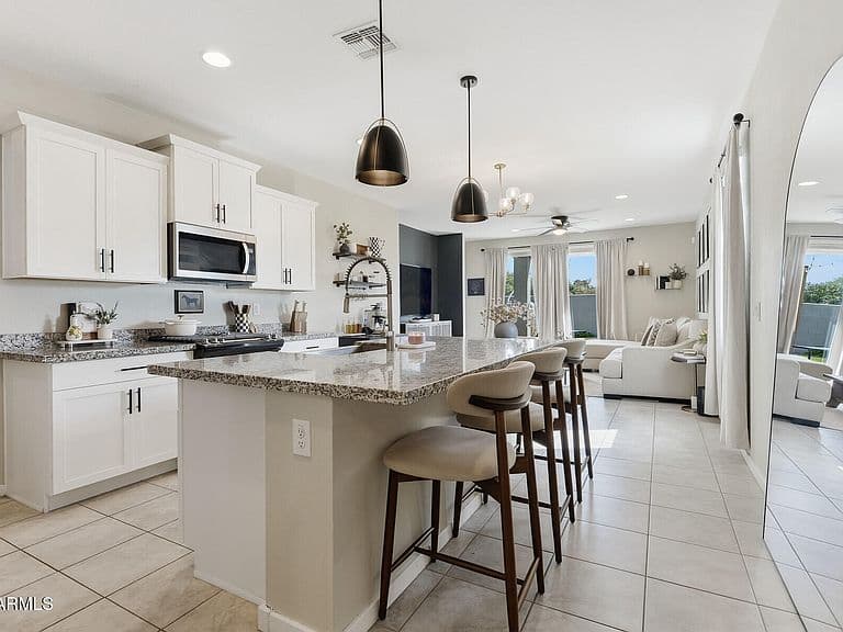 4393 W SAMANTHA Way photo 1