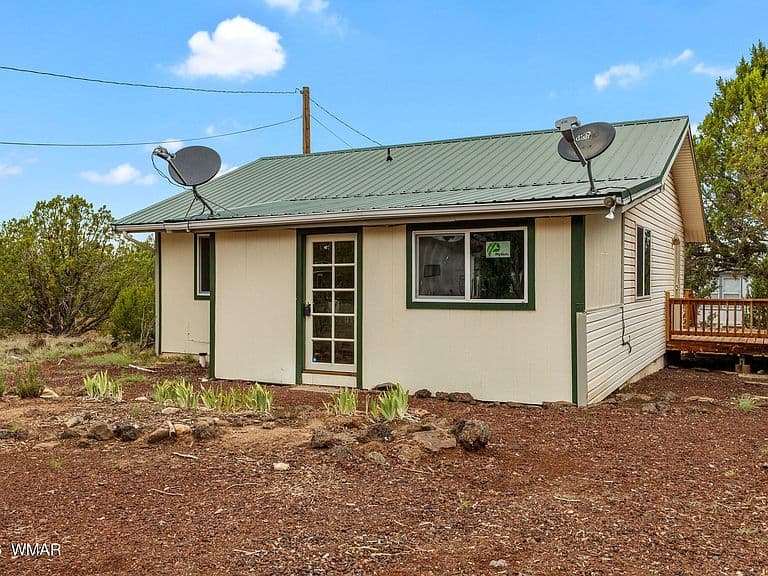 8376 Apache Dr photo 3