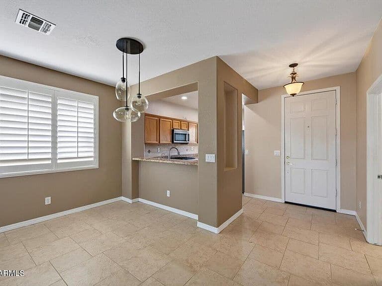 40007 N HIGH NOON Way photo 3
