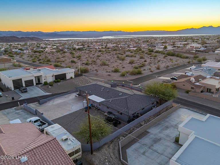 4056 Sponson Dr photo 4