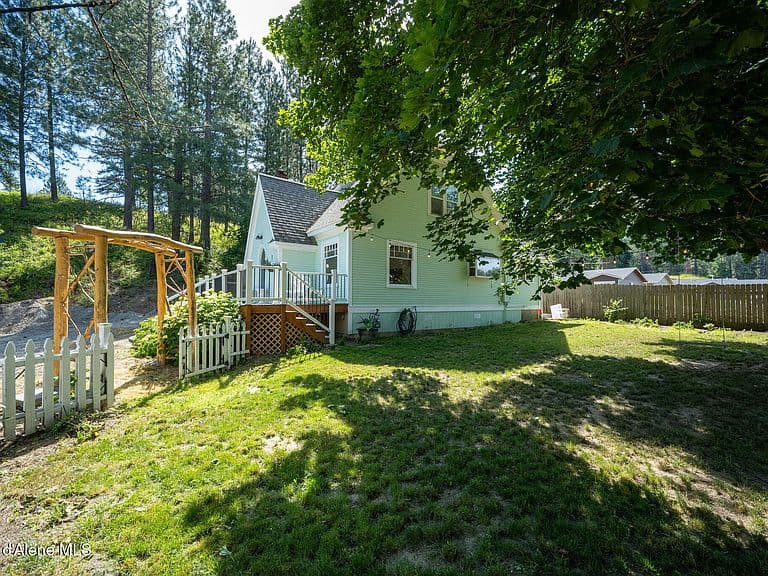 6645 Alderson Ln photo 4