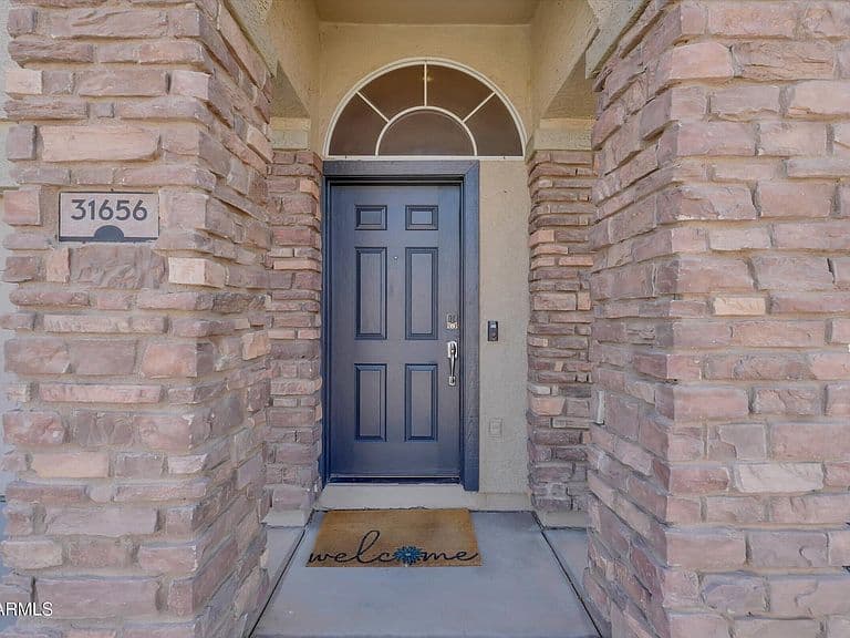 31656 N BLACKFOOT Drive photo 4