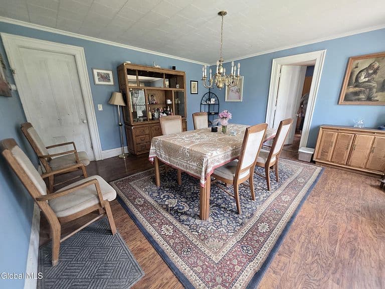 265 Longwoods Road photo 4