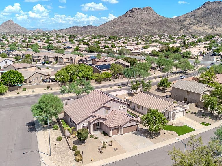 6772 W El Cortez Place photo 2