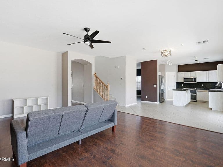 10726 E WALLFLOWER Lane photo 3