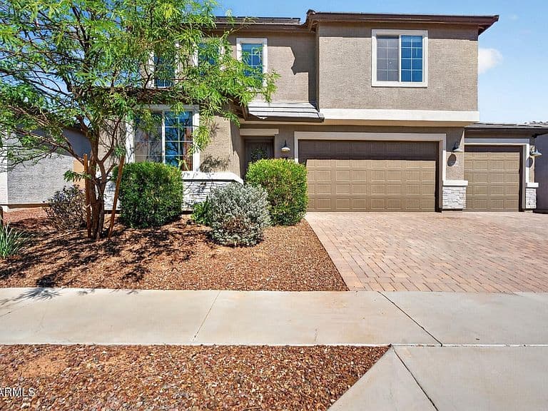 17766 W Red Fox Road photo 3