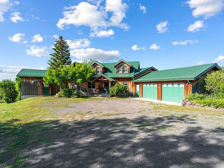 8976 Phantom Spring Ln photo 2