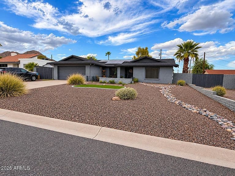 2910 E EMILE ZOLA Avenue E photo 1