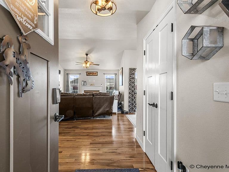 1903 Coffee Ave photo 4