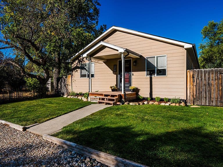 1510 Parker Ave photo 2