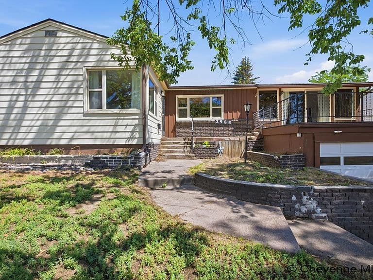 2968 Kelley Dr photo 1