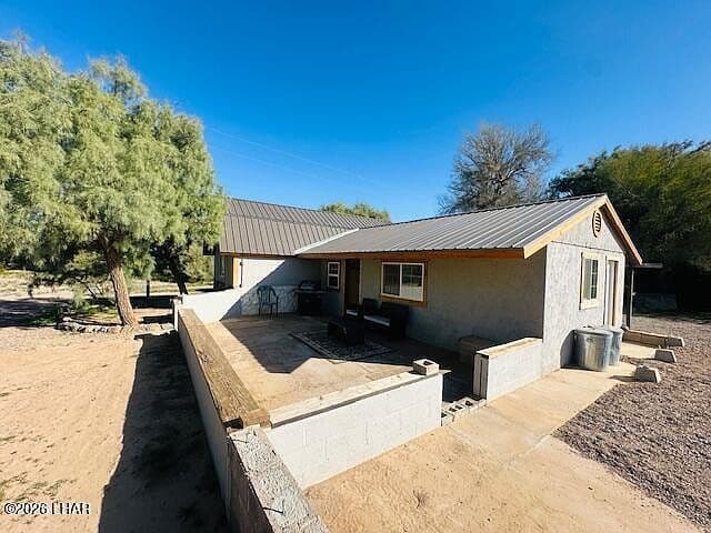 29525 Beer Barrel Ln photo 2