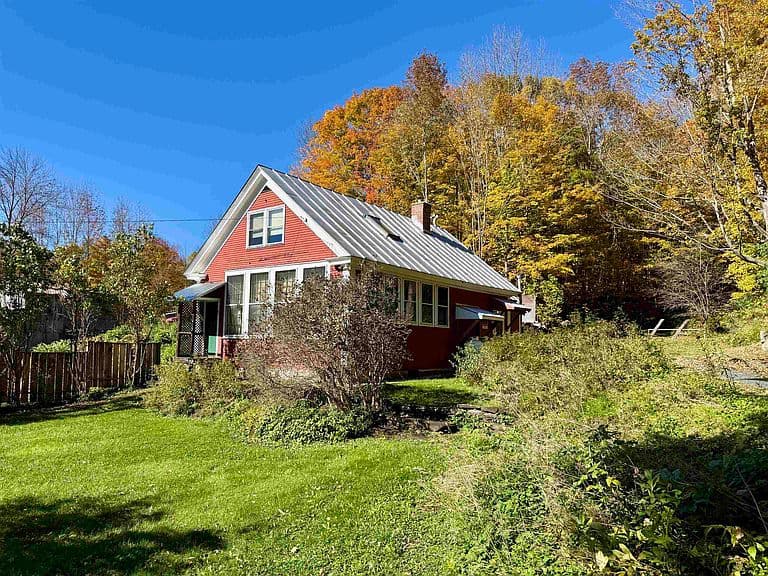 1337 East Roxbury Road photo 1