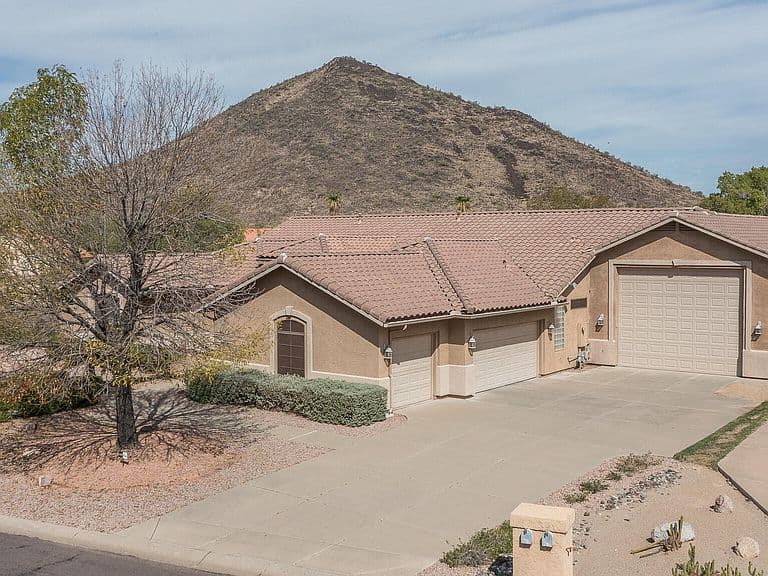 5452 W WEST WIND Drive photo 1