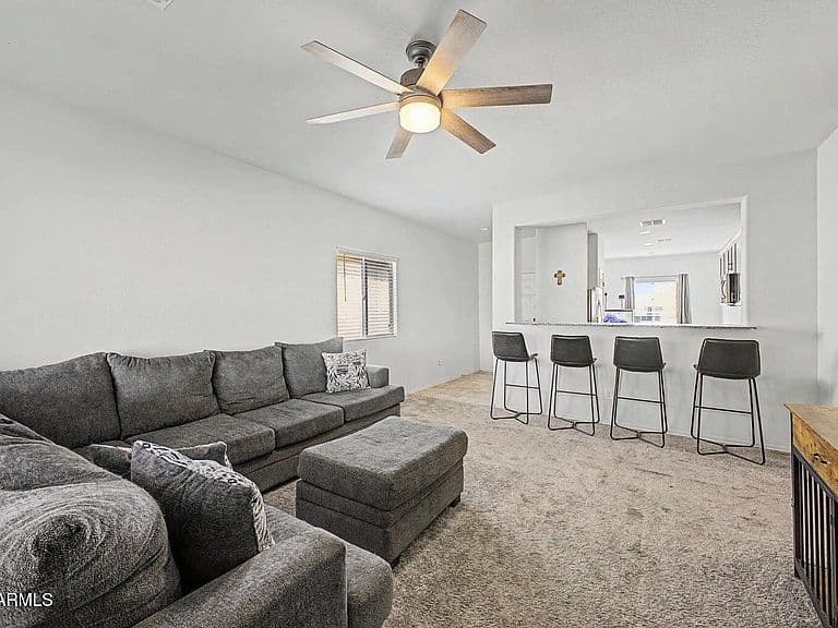 24344 W VERLEA Drive photo 4