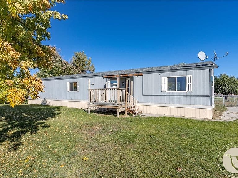 711 Cougar Cir photo 1