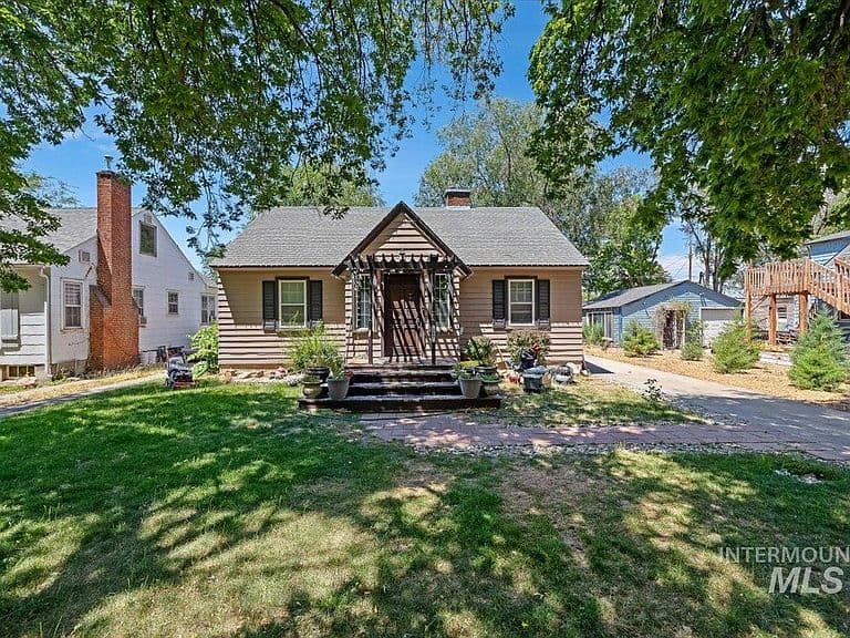 267 Pierce St photo 1