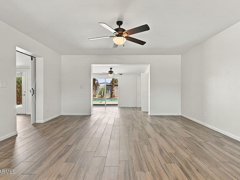 7258 E GRANADA Road photo 5