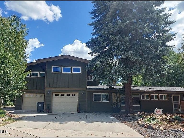 2304 N Talkington Dr photo 1