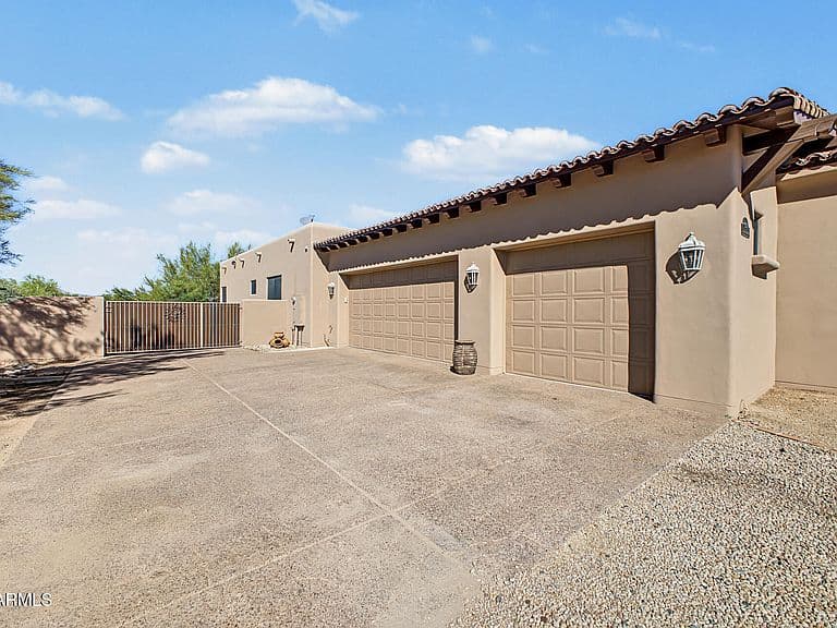 14504 E PEAK VIEW Road photo 5