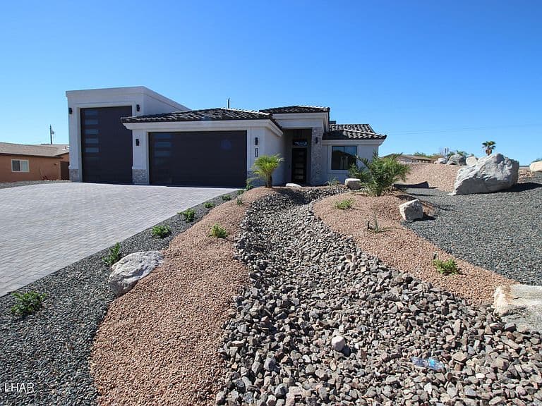 601 Sand Dab Dr photo 2