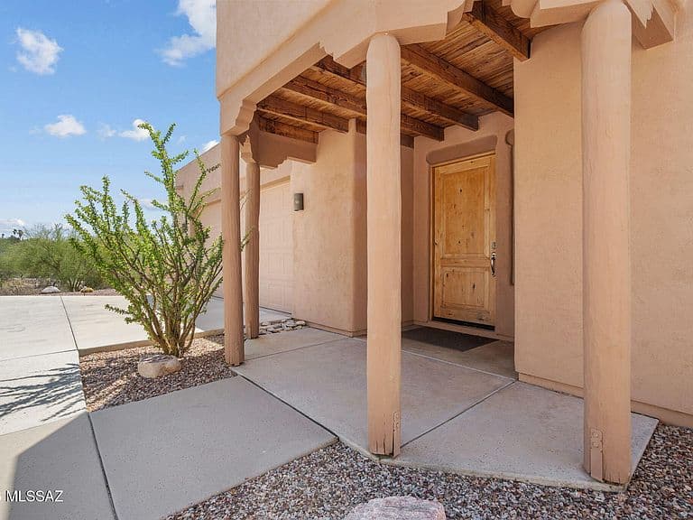 7401 N Avenida De Lisa photo 5