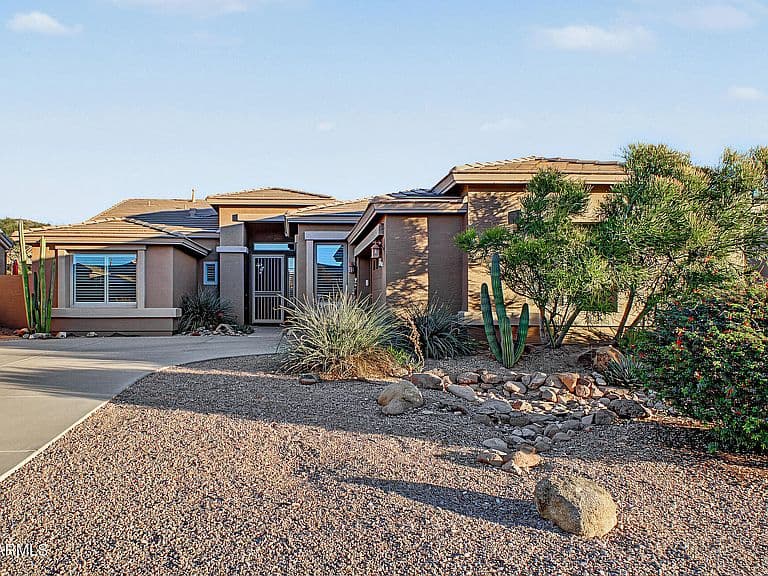 8141 E APACHE PLUMB Drive photo 3