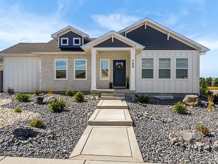 Hallwood (SOG) Plan, Peak View Estates | OLO Builders photo 1