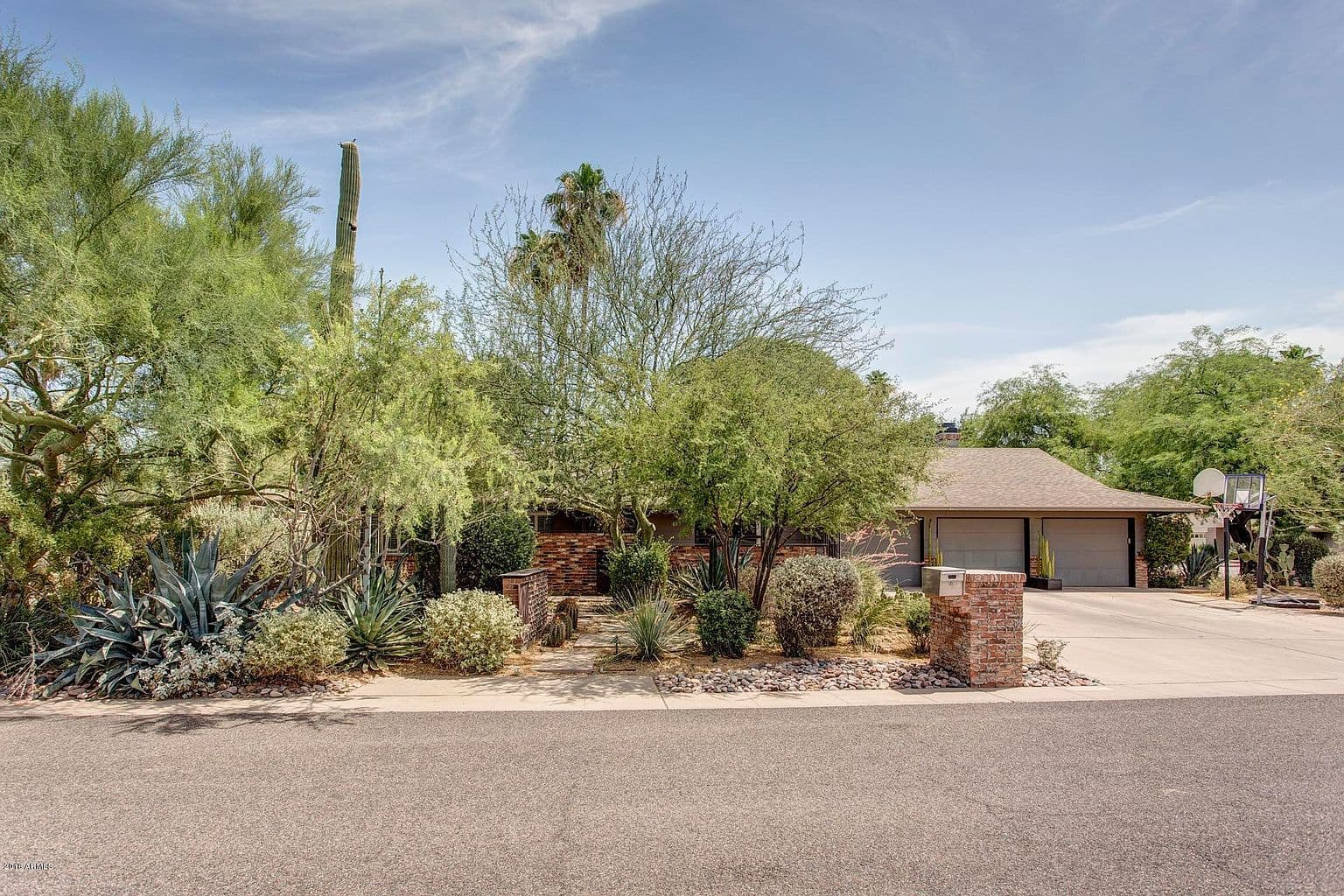 5846 East Cochise Road photo 1