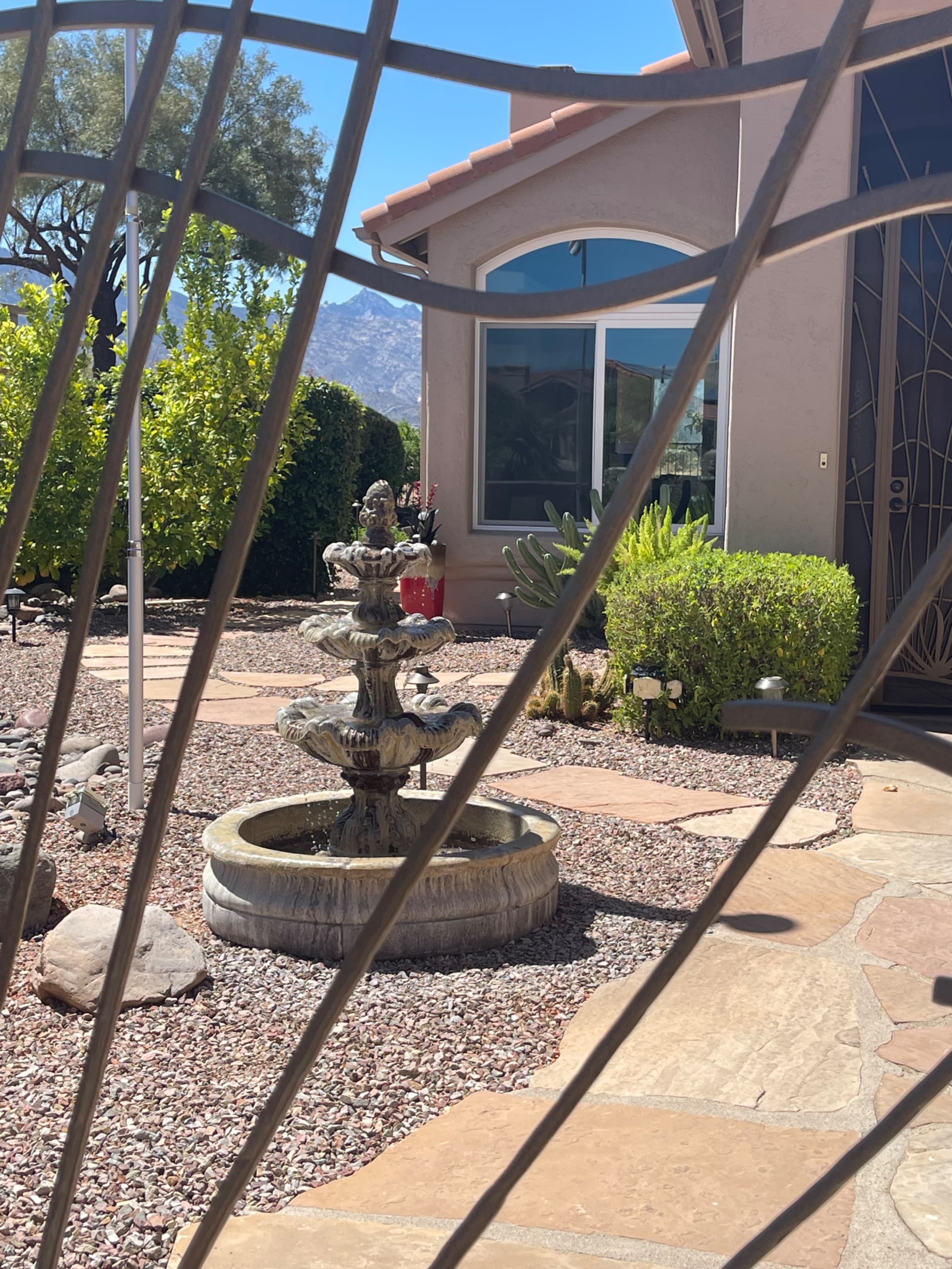 64631 East Canyon Shadows Lane photo 4