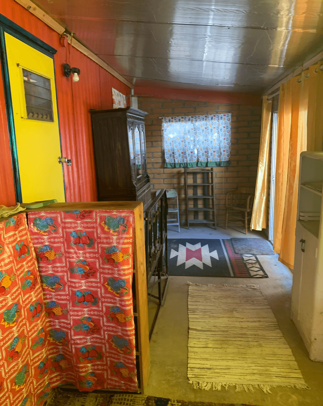 408 Sheard Drive photo 3