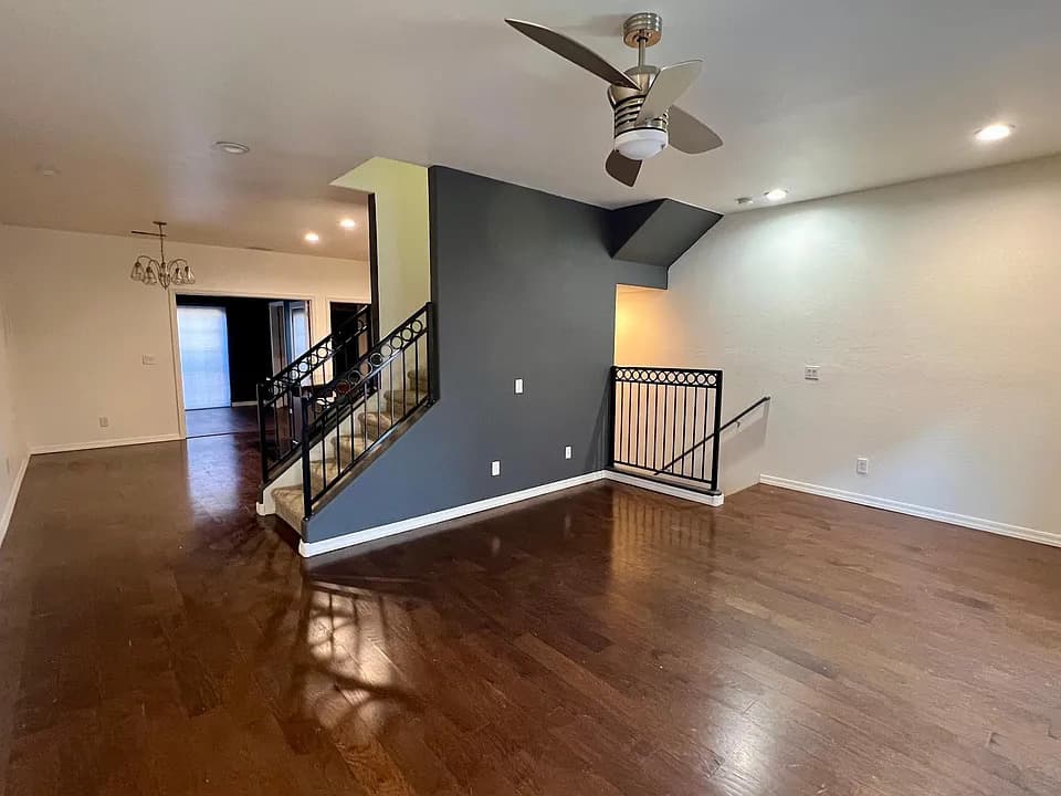 3433 East Avalon Drive photo 1