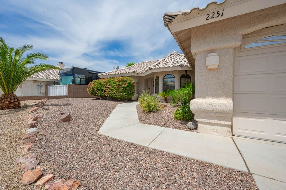 2251 Mountainside Drive photo 1