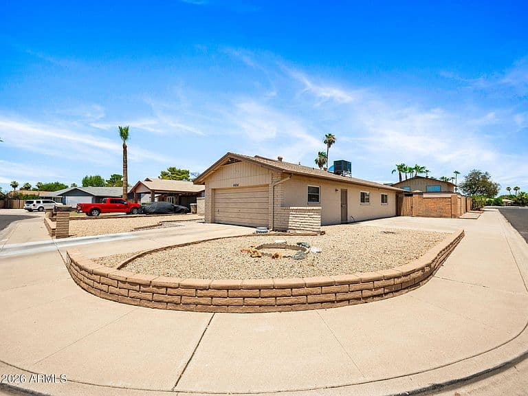 4604 W GARDENIA Avenue photo 3