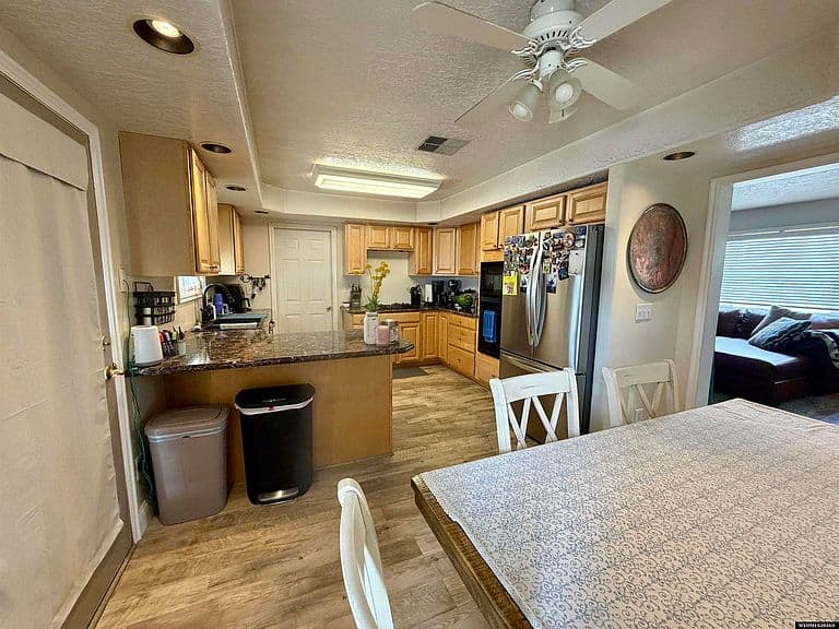 1805 Wyoming Dr photo 5