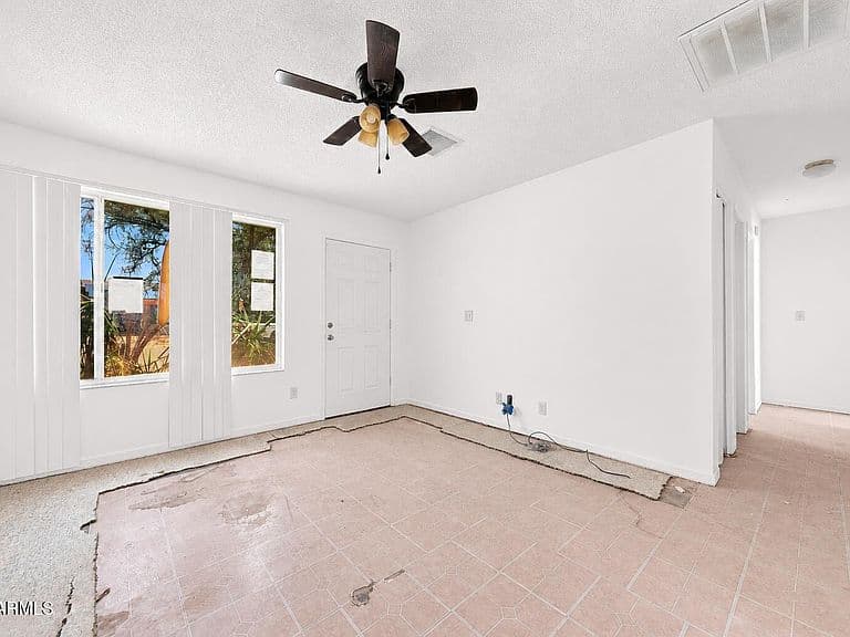 710 N SONORA Street photo 4