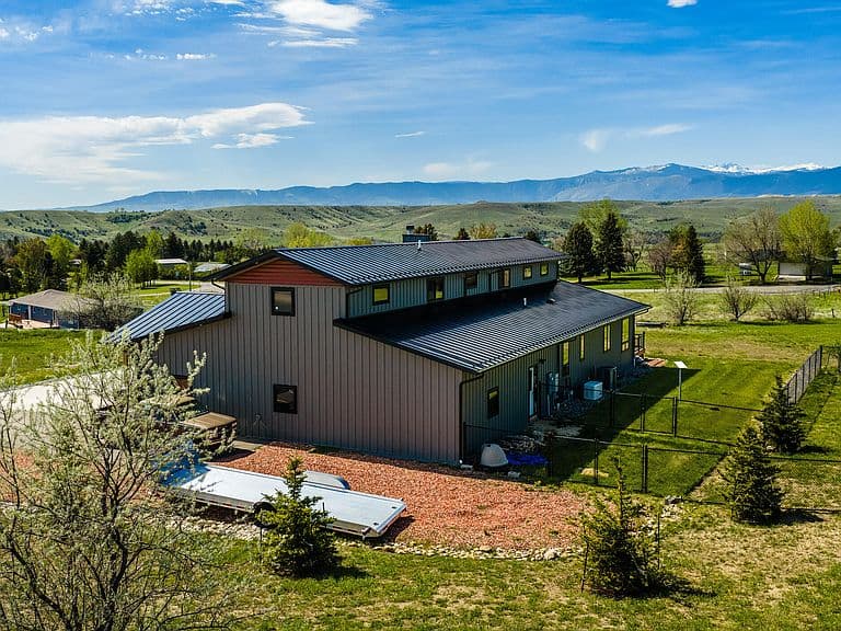 121 Saddlecrest Dr photo 5