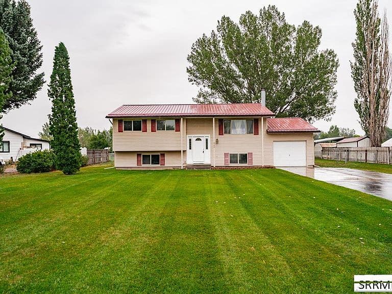 6764 N Jennifer Ln photo 1