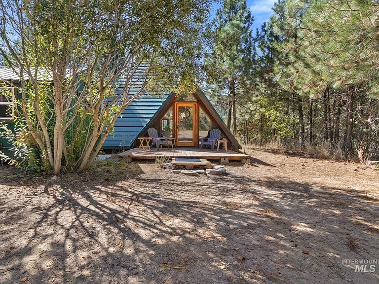 25 Park Ln photo 2
