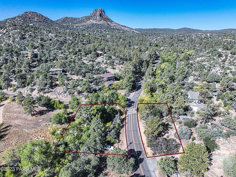 1800 Idylwild Rd photo 3