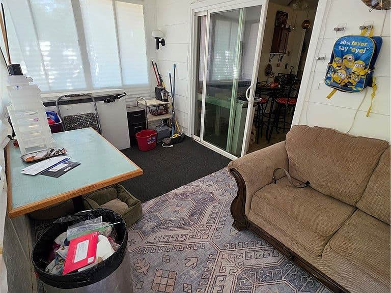 343 Monroe St photo 5
